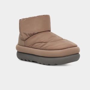 UGG classic mini puffer- walnut
